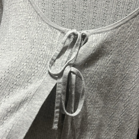 cardigan - Picture 3 of 4